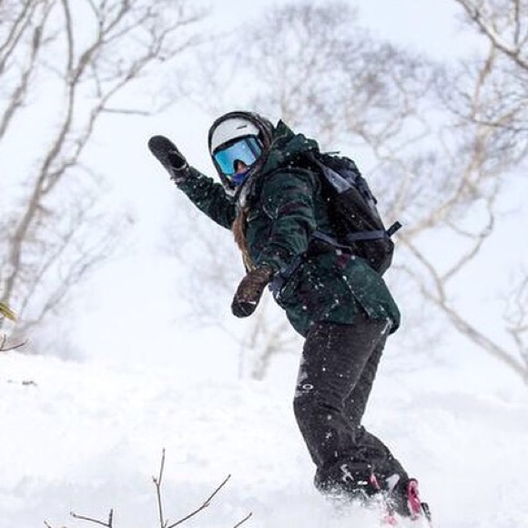 Volcom Pullover Snow/Winter Shell - Picture 2 of 3